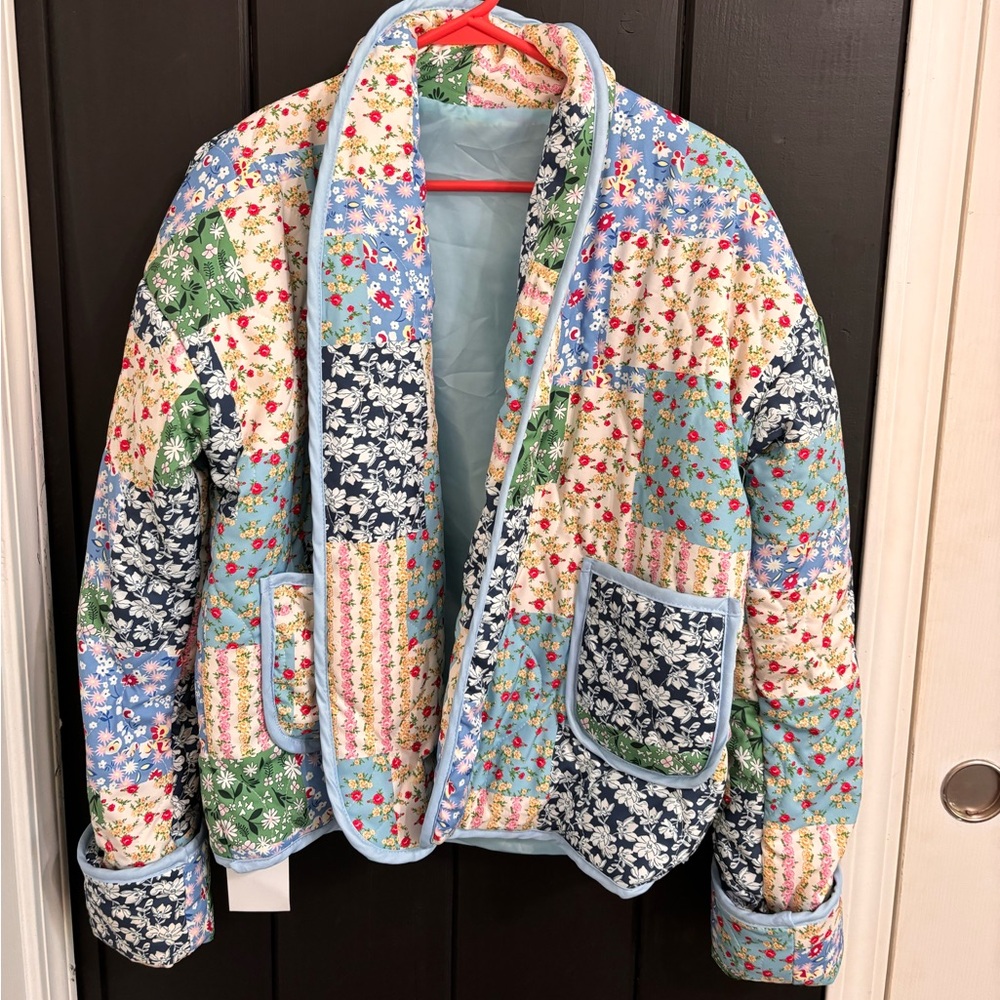 Patterned jacket, size medium fits true to size